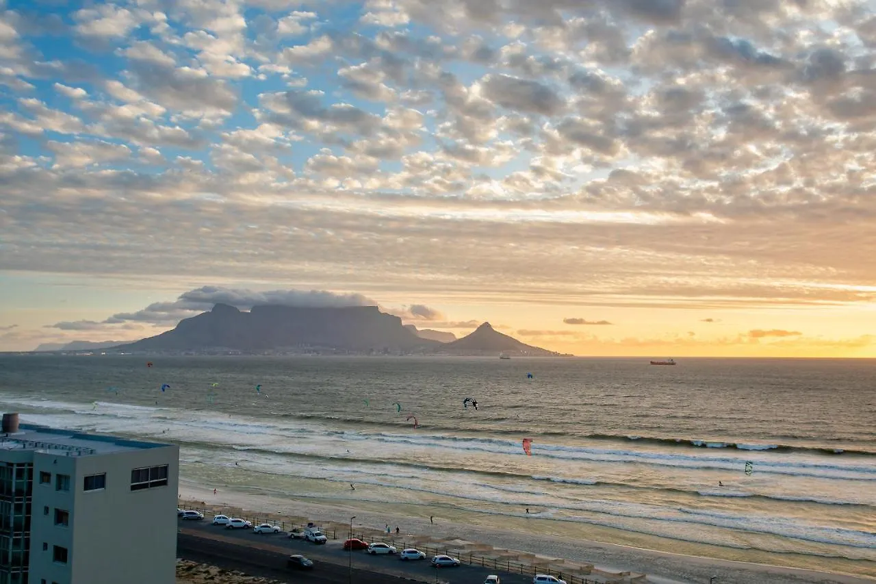 The Waves Blouberg Beach Apartments Bloubergstrand